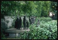 Weissensee Cemetery (Berlin, Germany) : Cemetery commemorative sculpture