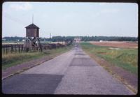 Majdanek Concentration Camp : Road linking main camp memorial and ashes memorial