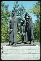 Ravensbrück Concentration Camp : Sculpture portraying empathy among fellow prisoners