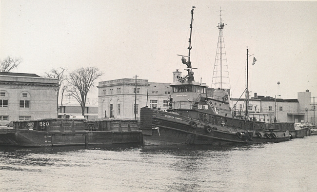 Tug BARBARA ANDRIE docked in Thunder Bay River