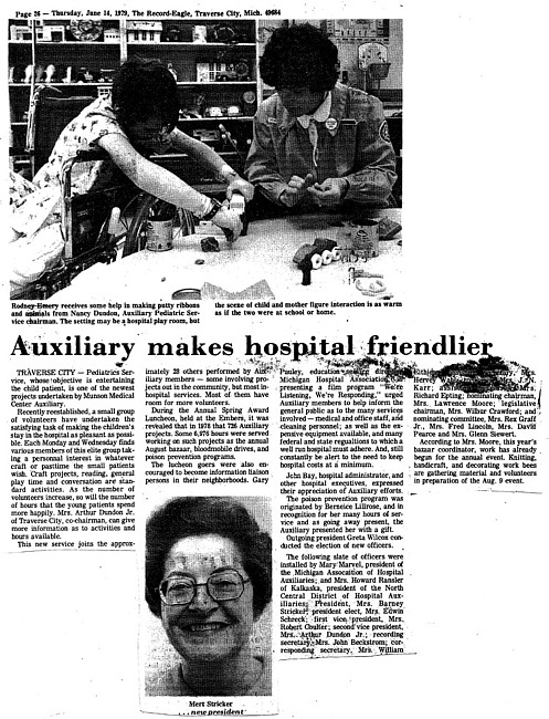 Auxiliary Makes Hospital Friendlier