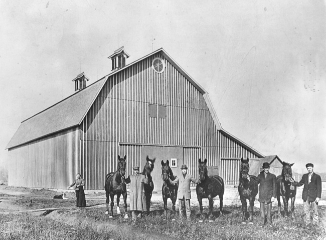 Ensink family and barn