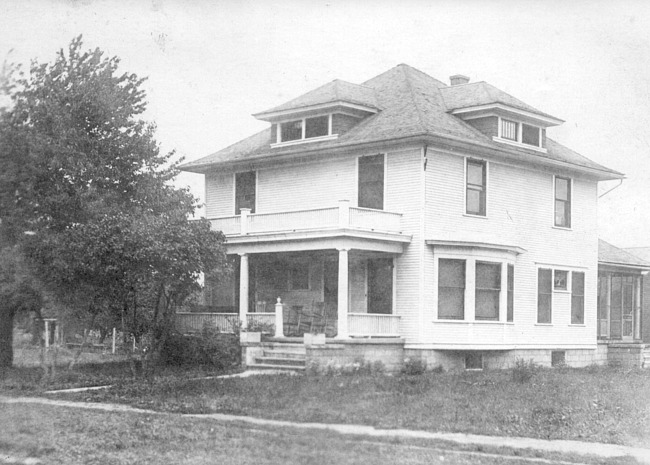 Lamont Christian Reformed Church Parsonage