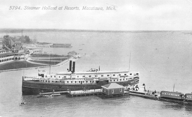 Steamer Holland at Resorts