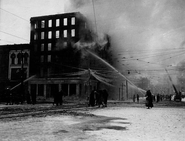 Prudden Building Fire, Lansing