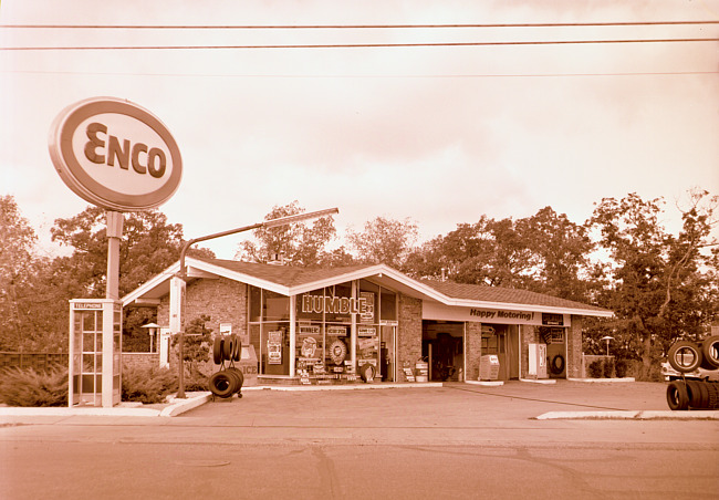 Oakwood Enco Service Station