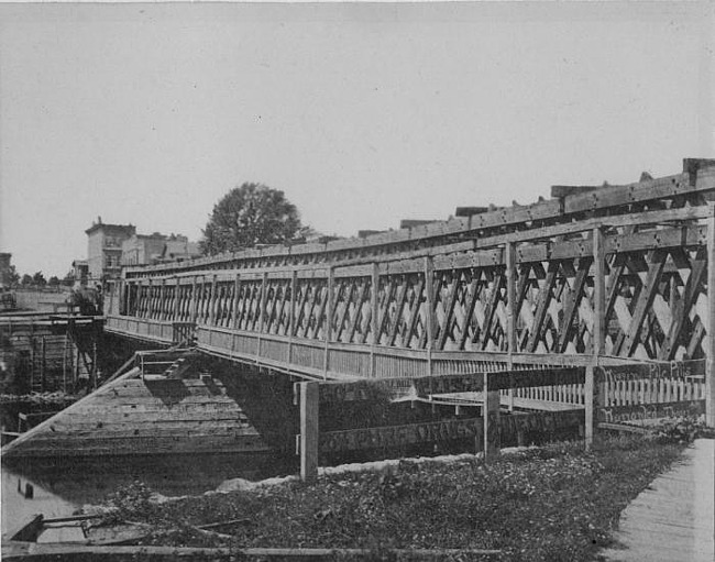 Michigan Avenue Wooden Bridge, Lansing