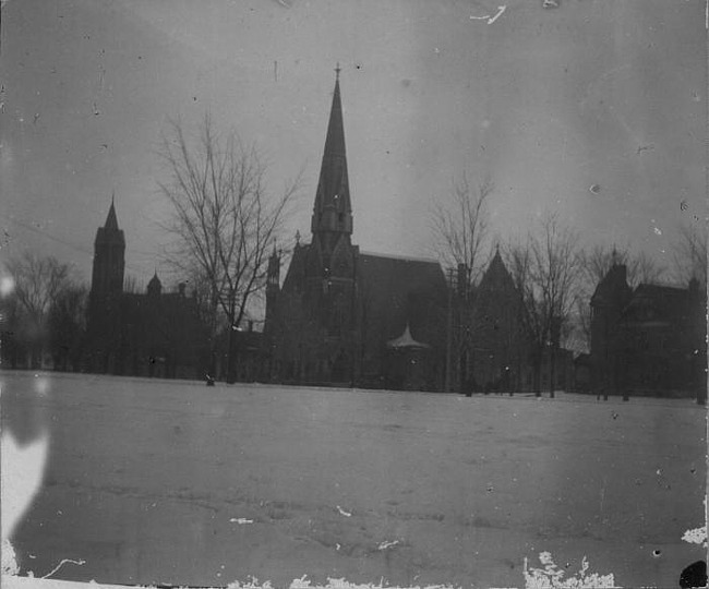 Plymouth Congregational Church from Capitol grounds, Lansing