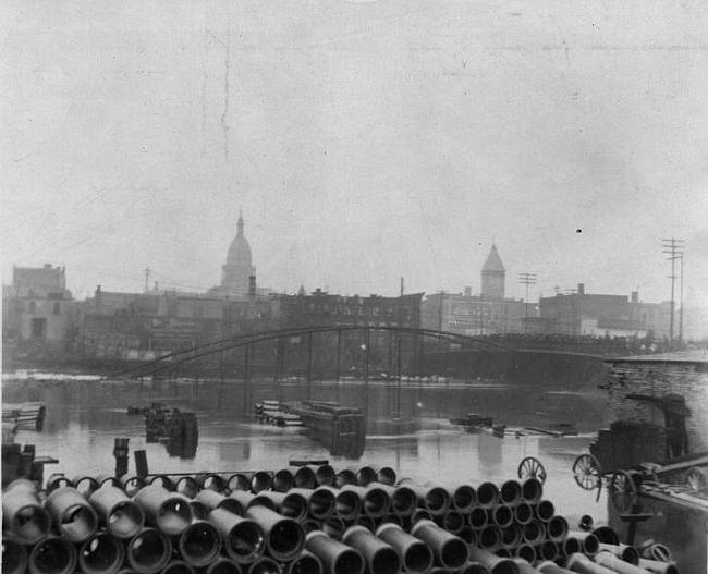 Flood, Michigan Avenue Bridge, Lansing, 1904