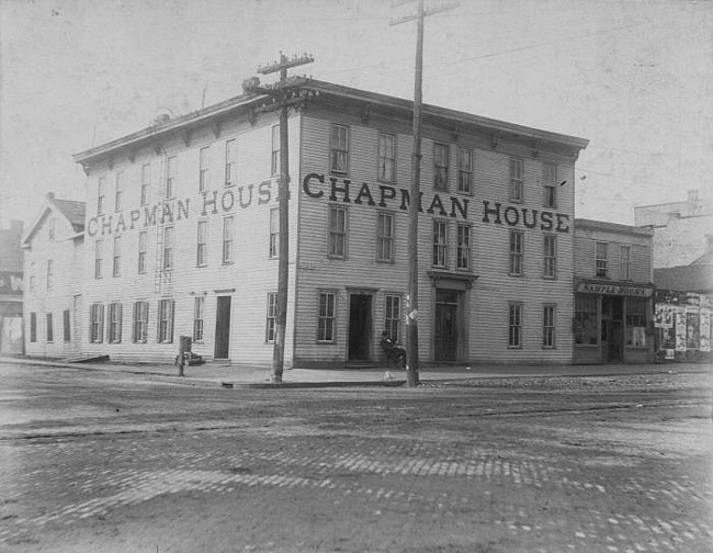 Light image of Chapman House, Lansing