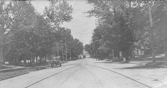 View of South Washington Avenue, 600 Block, Lansing