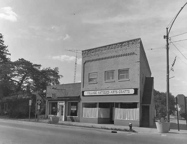 Northwest Corner Main and Clinton