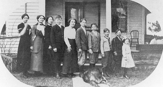 Harr Cousins, 1910