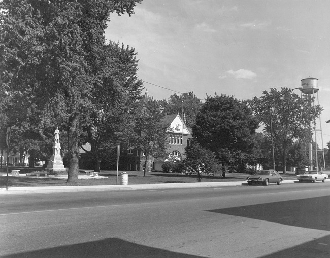 Town Hall June 20, 1976