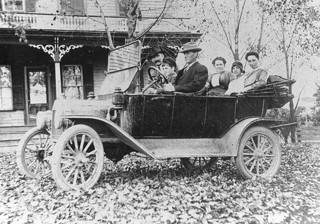 Aaron Moeckel's 1914 Model T Ford