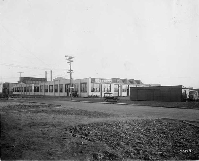 Hupp Motor Car Company factory, exterior view