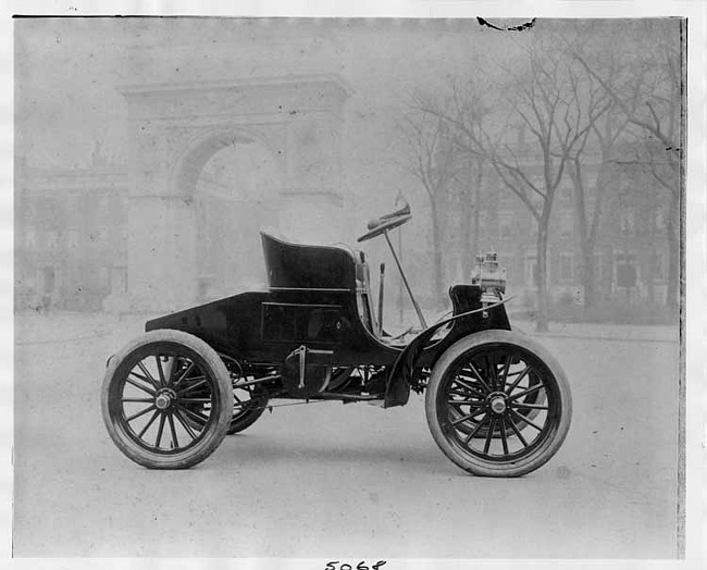 1902 Packard Model F