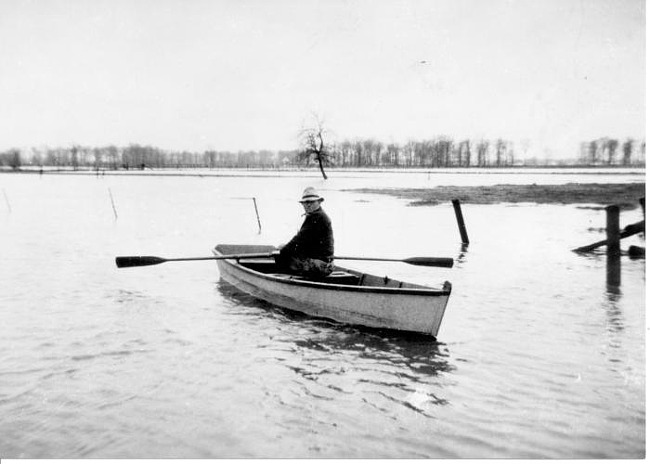 Remi Van den Brouck in a boat