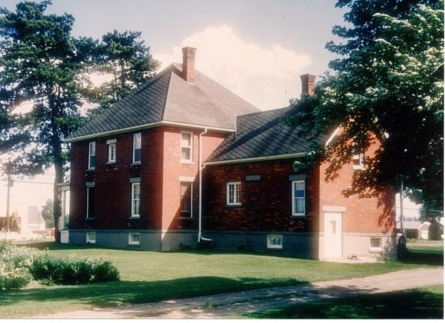 Alfred Landerschier Farmhouse, rear