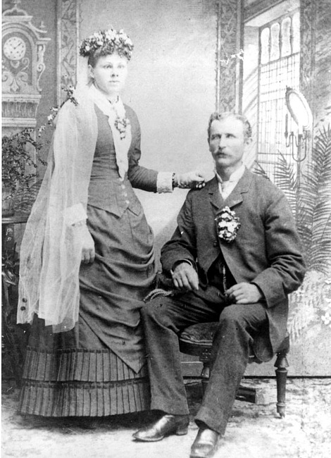 Louise Arft and Charles Ahrens, wedding portrait