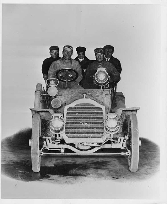 1905 Packard Model N touring car, front view with male occupants