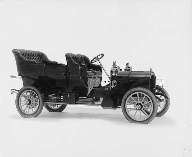 1906 Packard 24 Model S touring car, three-quarter front view