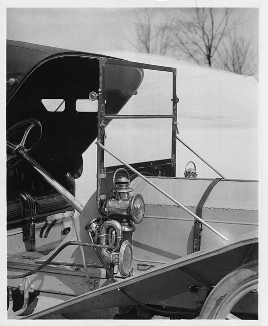 1907 Packard 30 Model U runabout front close-up