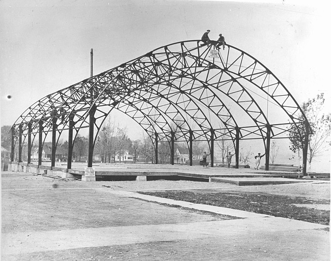 Construction of Walled Lake Casino, 1922