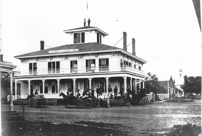 Commerce Lake House, c. 1900