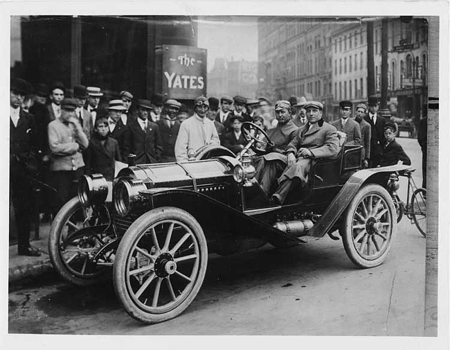 1908 Packard 30 Model UA with driver Barney Oldfield and C. Arthur Benjamin