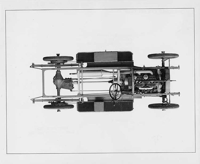 1910 Packard 30 Model UC chassis, top view
