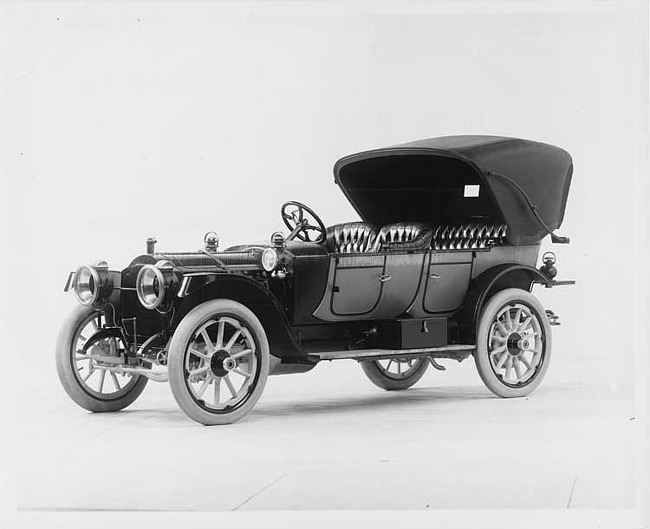 1911 Packard 30 Model UD phaeton, left side, with top raised