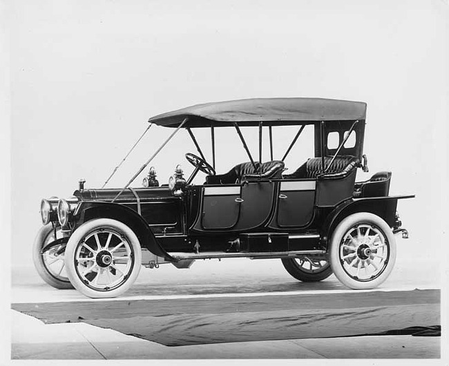 1912 Packard 6 close-coupled, left side, top raised