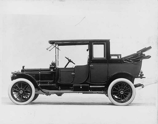 1912 Packard 6 landaulet, right side, quarter lowered