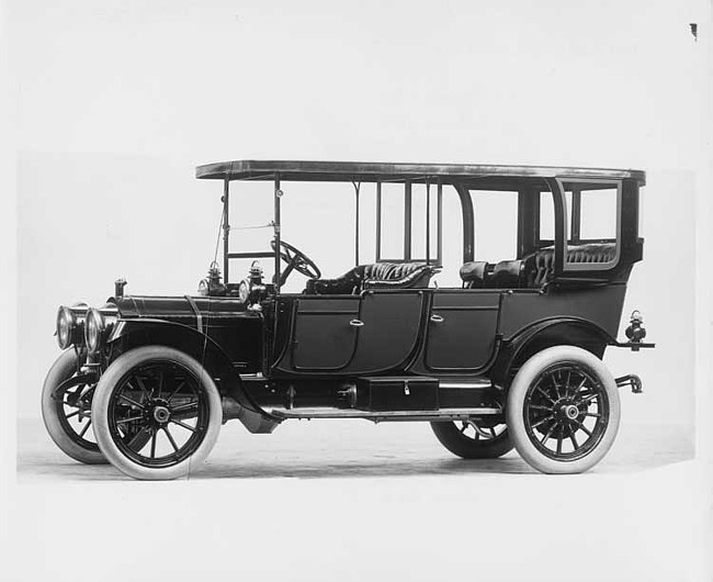 1912 Packard 30 Model UE touring car, five-sixth front view, left side