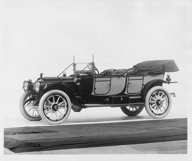 1912 Packard 30 Model UE two-toned phaeton, left side, top lowered