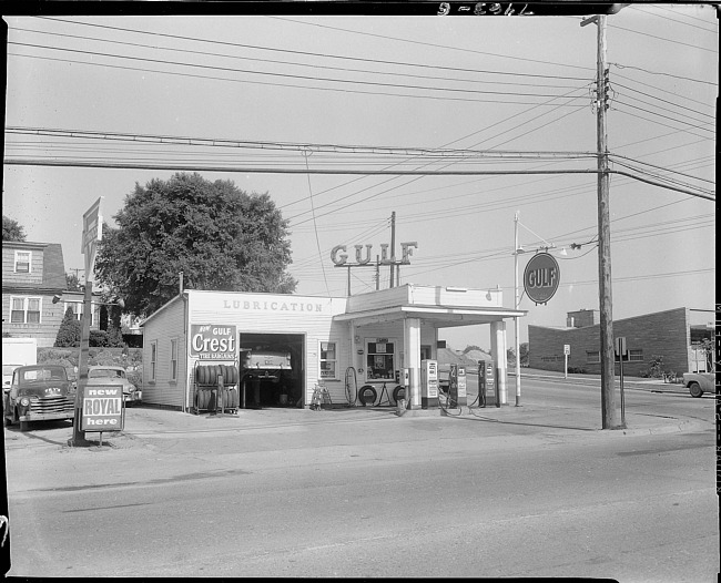 Gulf gas station - Schipper