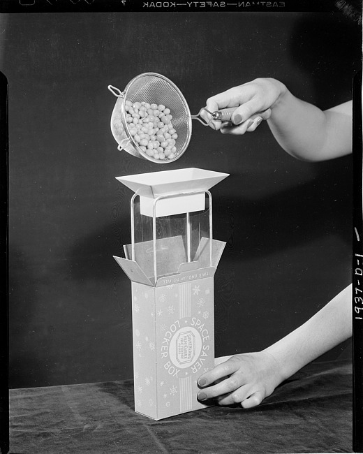 Using locker box to preserve food