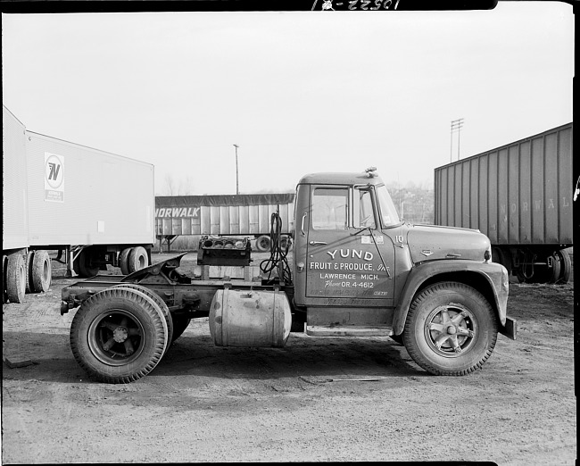 Damaged fruit and produce truck