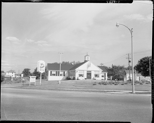 Bill Knapp's restaurant, exterior