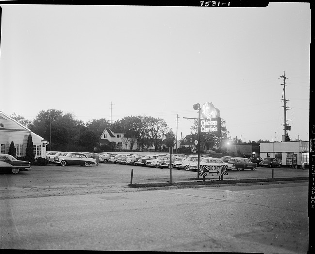 Chicken Charlie's parking lot with sign