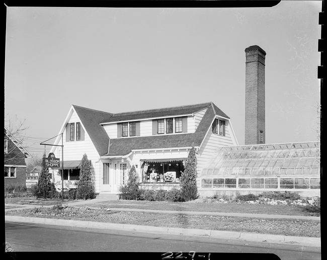 Blossom Shoppe and greenhouse, exterior