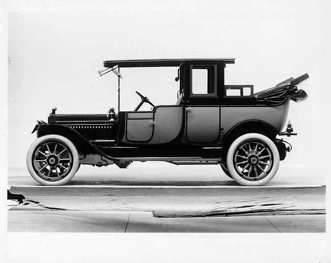 1913 Packard 48 two-toned landaulet, left side, rear quarter collapsed