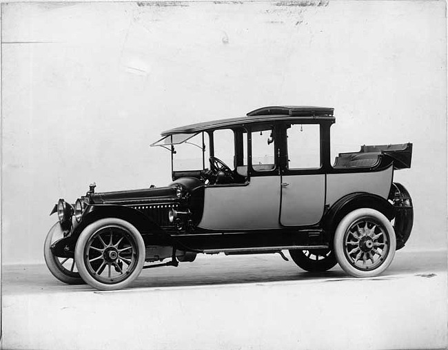 1914 Packard 2-38 cab-side landaulet, five-sixths front view, left side, quarter collapsed