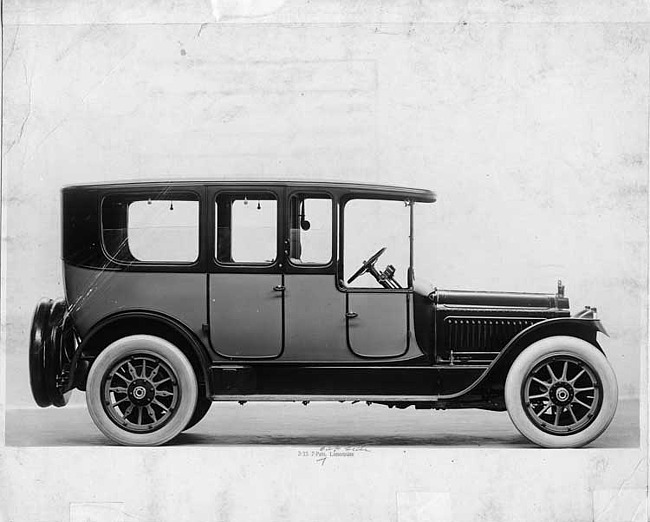 1917 Packard cab side two-toned limousine, right side view