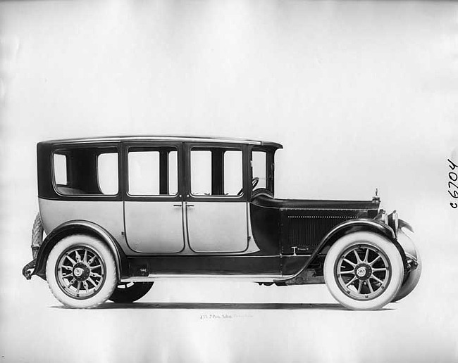 1918 Packard two-toned salon brougham, right side view