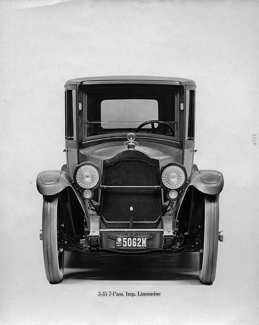 1918-1919 Packard imperial limousine, front view