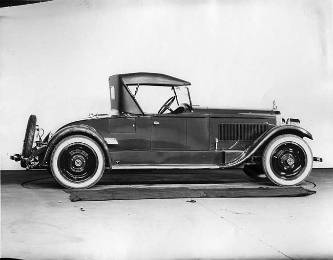 1923 Packard runabout, right side view, top raised