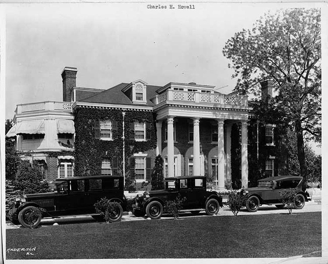 1925-1926 Packard sedan limousine, coupe, & sport models, in front of Kansas City home