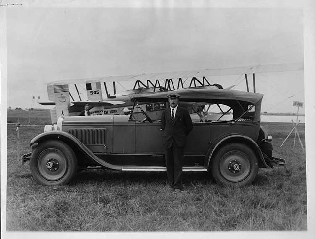 1927 Packard phaeton, owner Mr. Sikorsky standing at driver's door